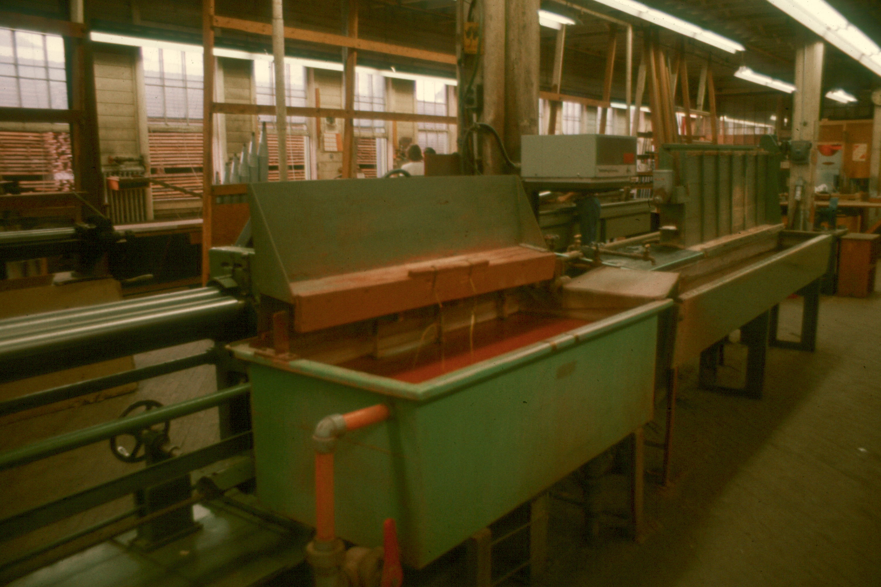 Casavant pipe waash sink